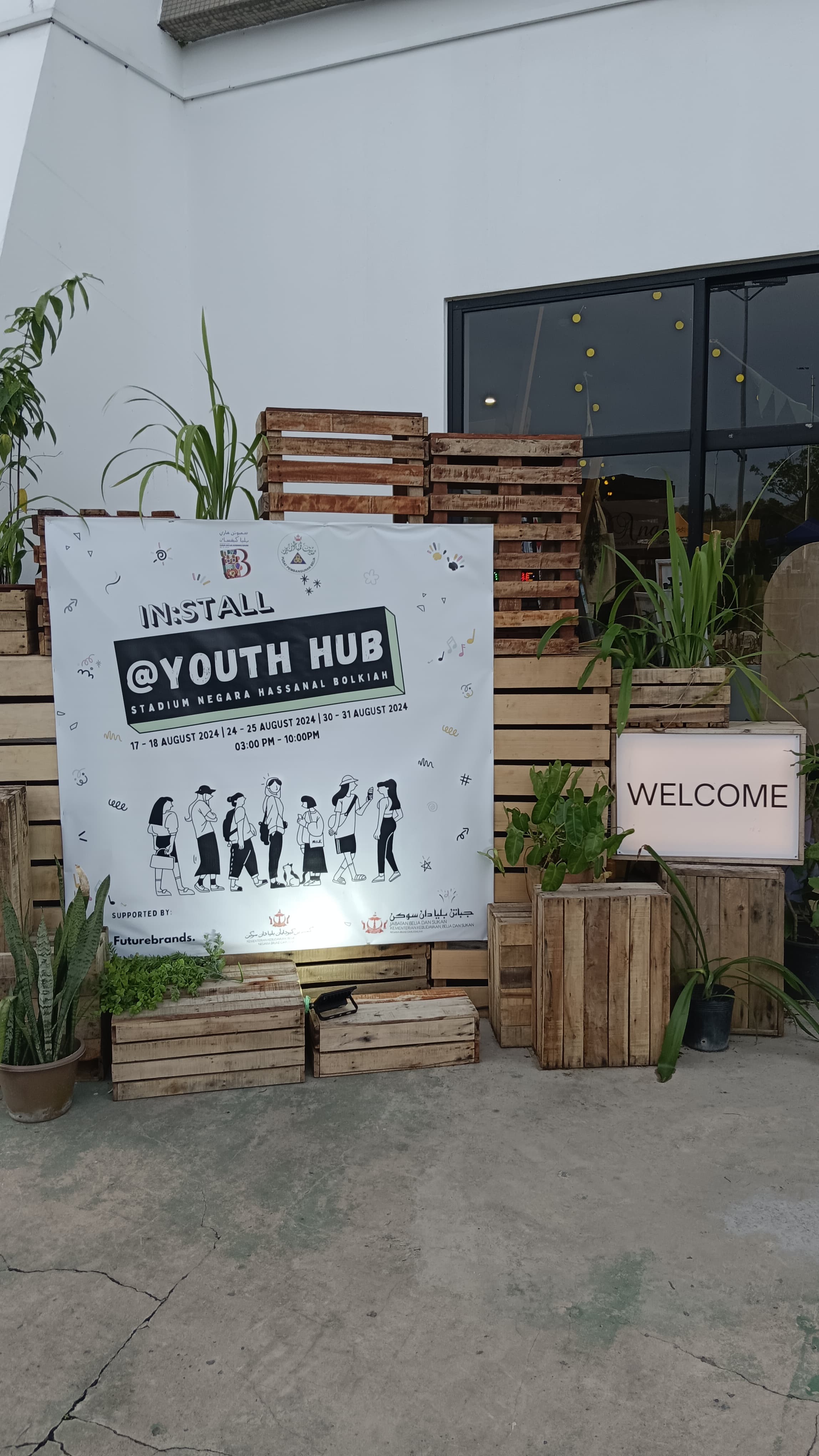 InStall at Youth Hub 1.jpeg